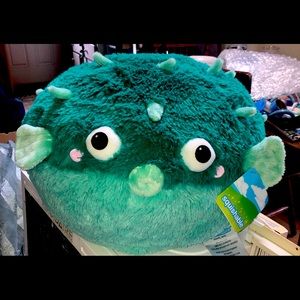 Large green Squishable Puffer Fish  new with tags 24 wide 48”around, kids up